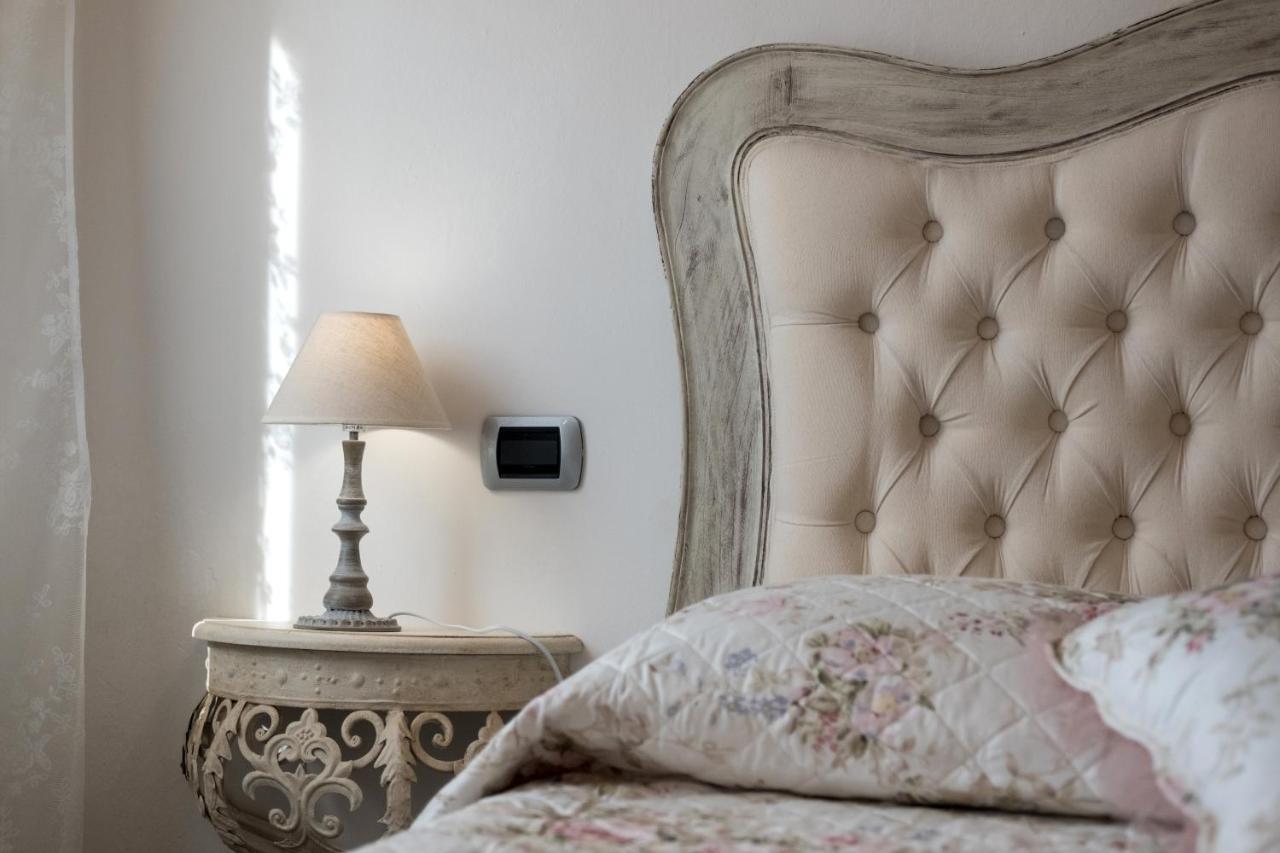 Artemisia Apartment *