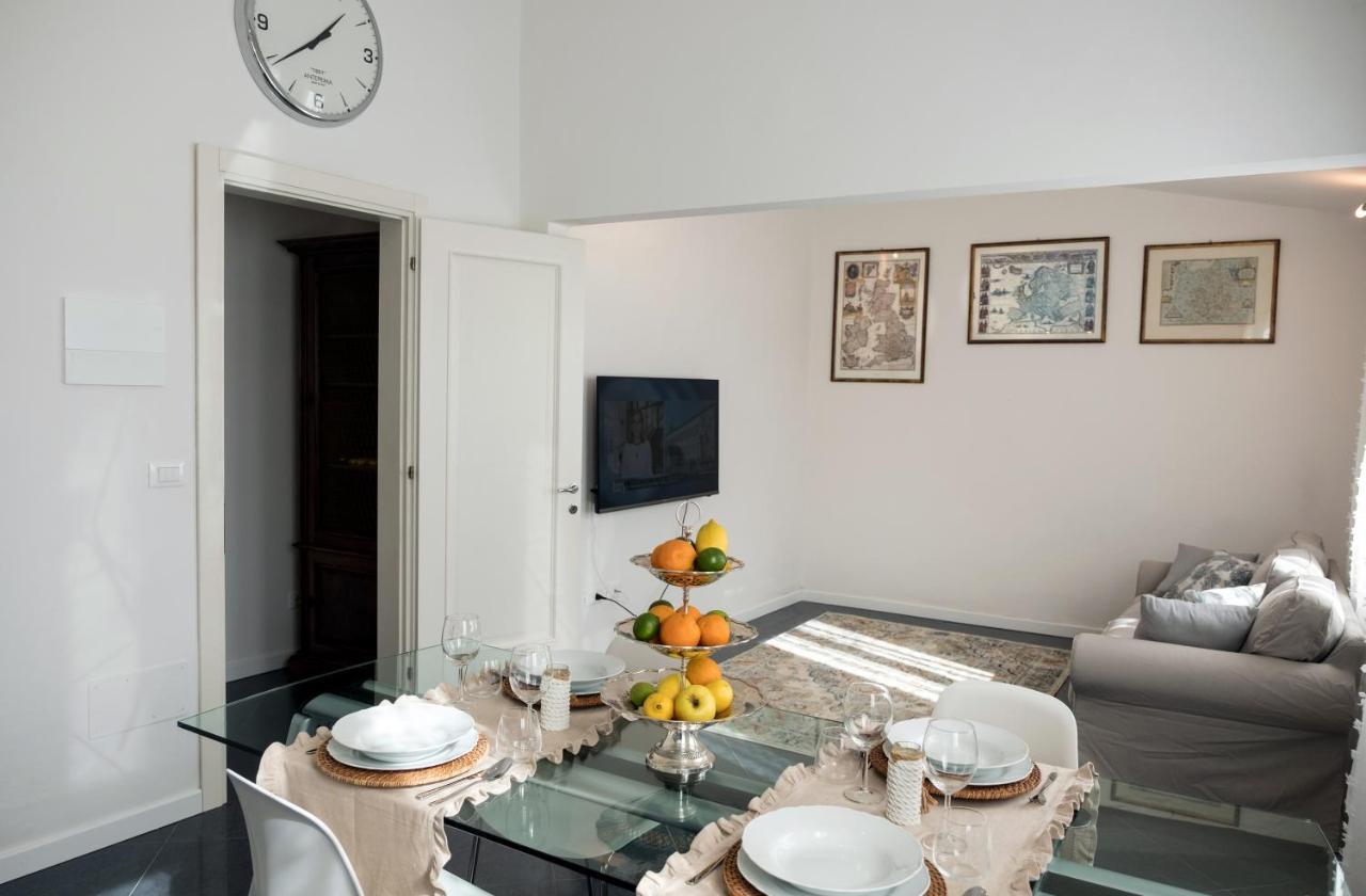 Artemisia Apartment