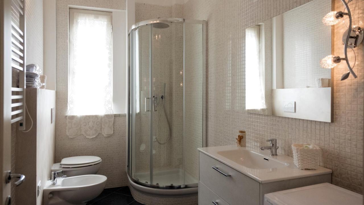 Artemisia Apartment *